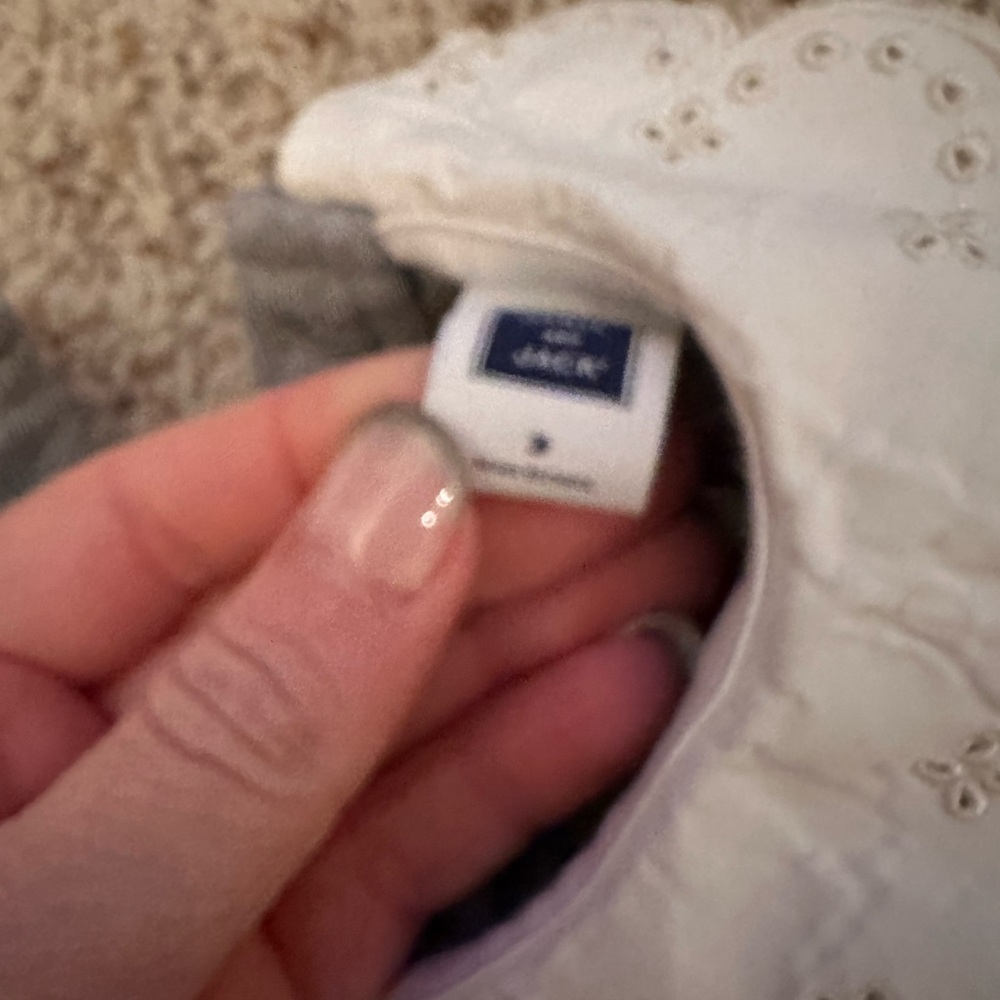 Girls 3T Janie and jack sweater in perfect condition. - Picture 2 of 3